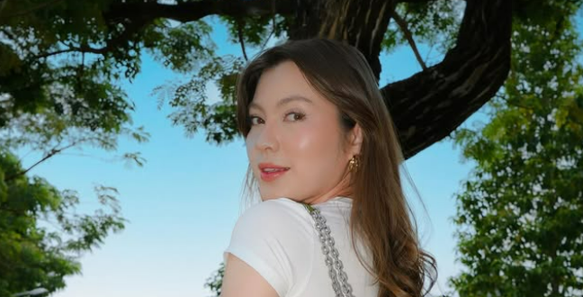 Ardina Rasti (Instagram)